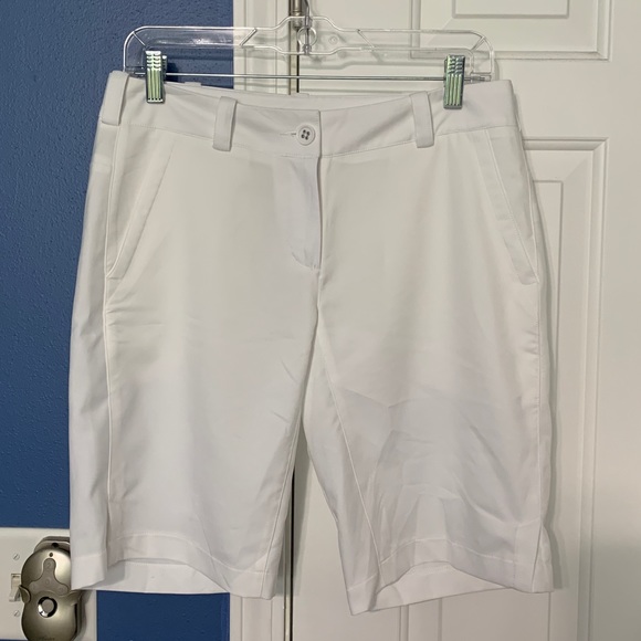 nike bermuda shorts womens